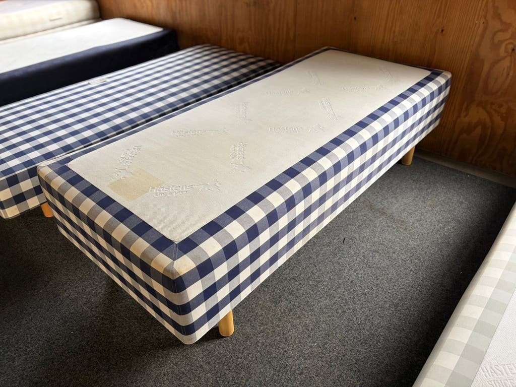 Hastens Superia medium 90x210 incl. BJX topper