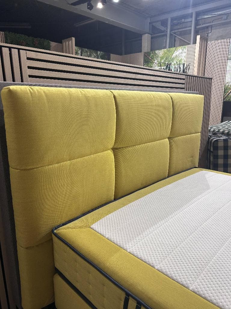 Luxe Auping Kiruna Boxspring 140x200 'Firm' Inclusief Topper