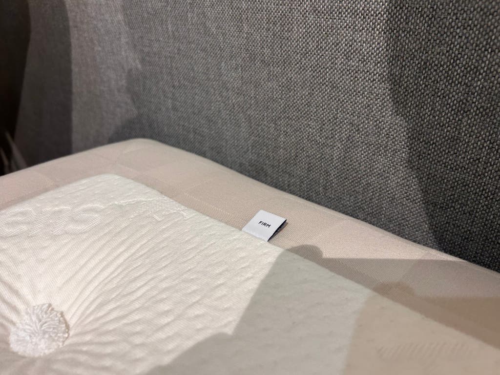 Hastens adjustable BJ 180x210 Zeer Luxe Uitvoering showm.