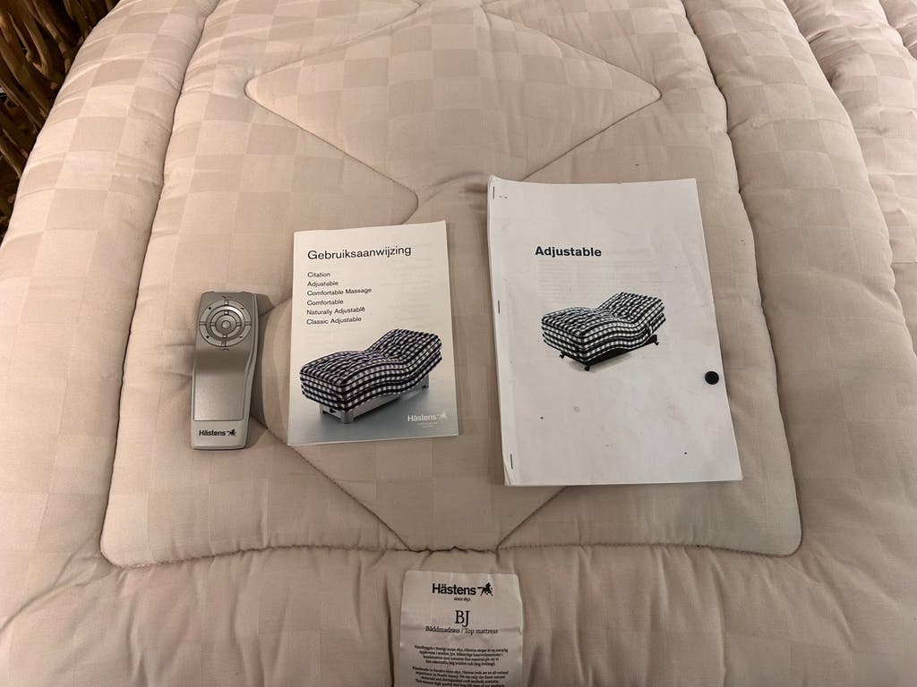 Hastens adjustable BJ 180x210 Zeer Luxe Uitvoering showm.