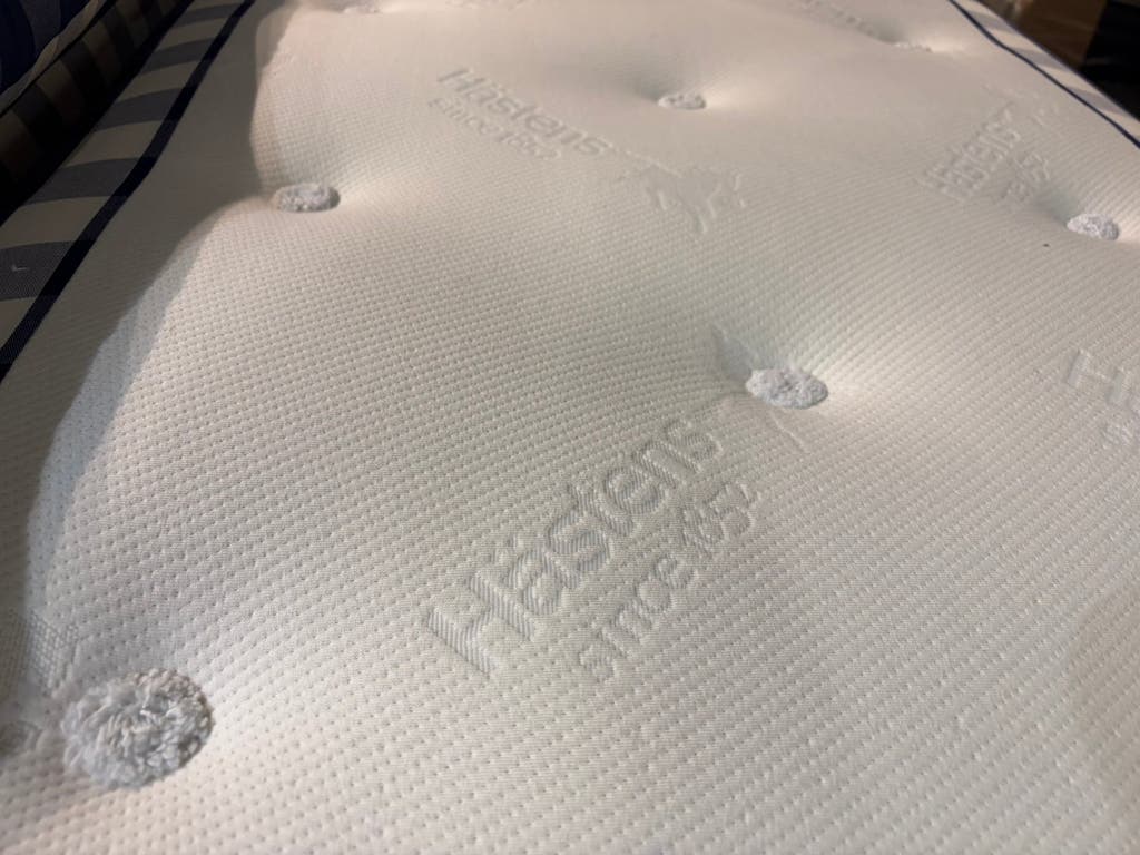 Hastens adjustable | 180x210 | Medium & Firm Auroria matras