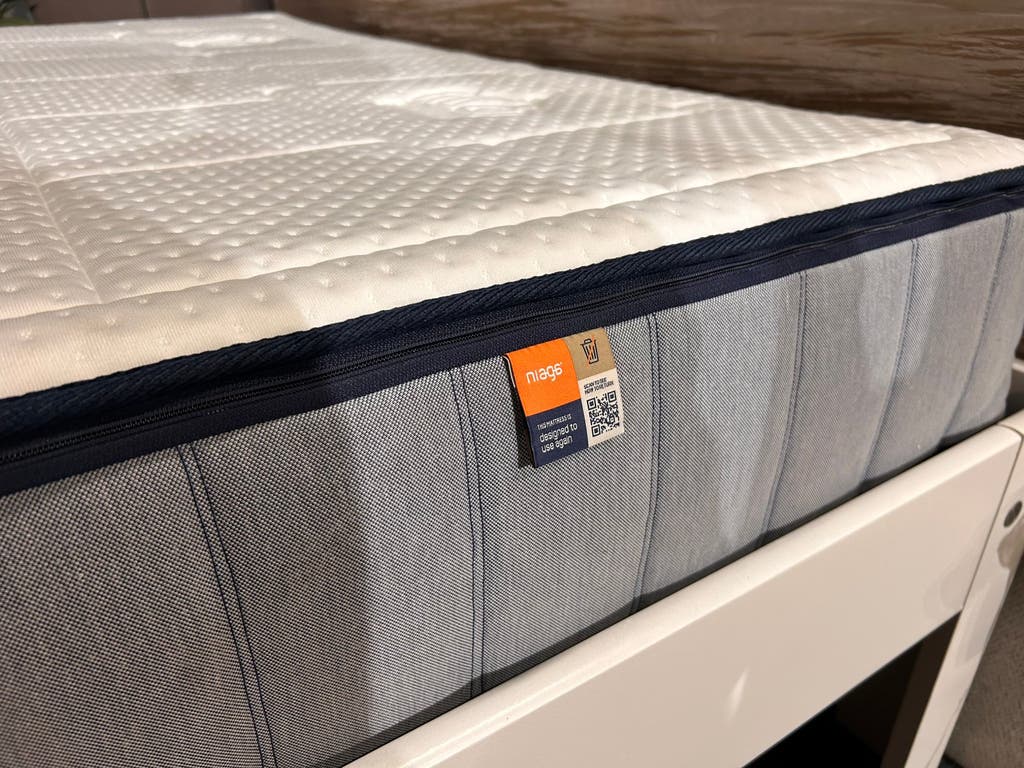 Auping Auronde 160x210 + Elysium Medium / Firm *SALE*
