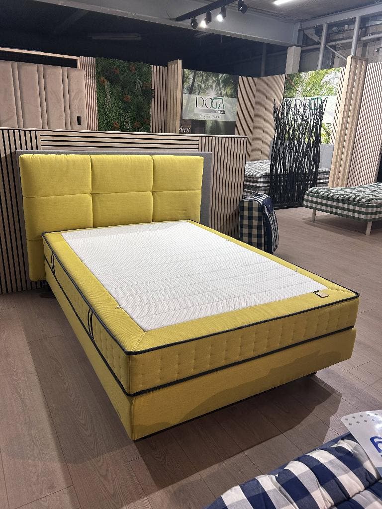 Luxe Auping Kiruna Boxspring 140x200 'Firm' Inclusief Topper