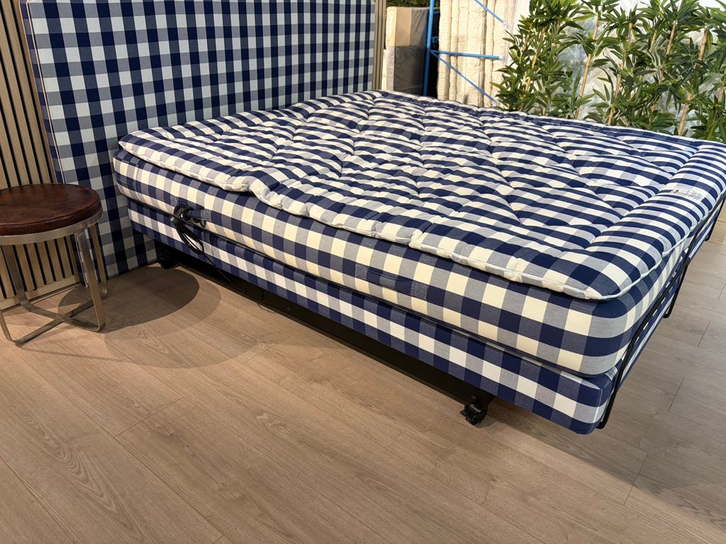 Hastens adjustable | 180x210 | Medium & Firm Auroria matras