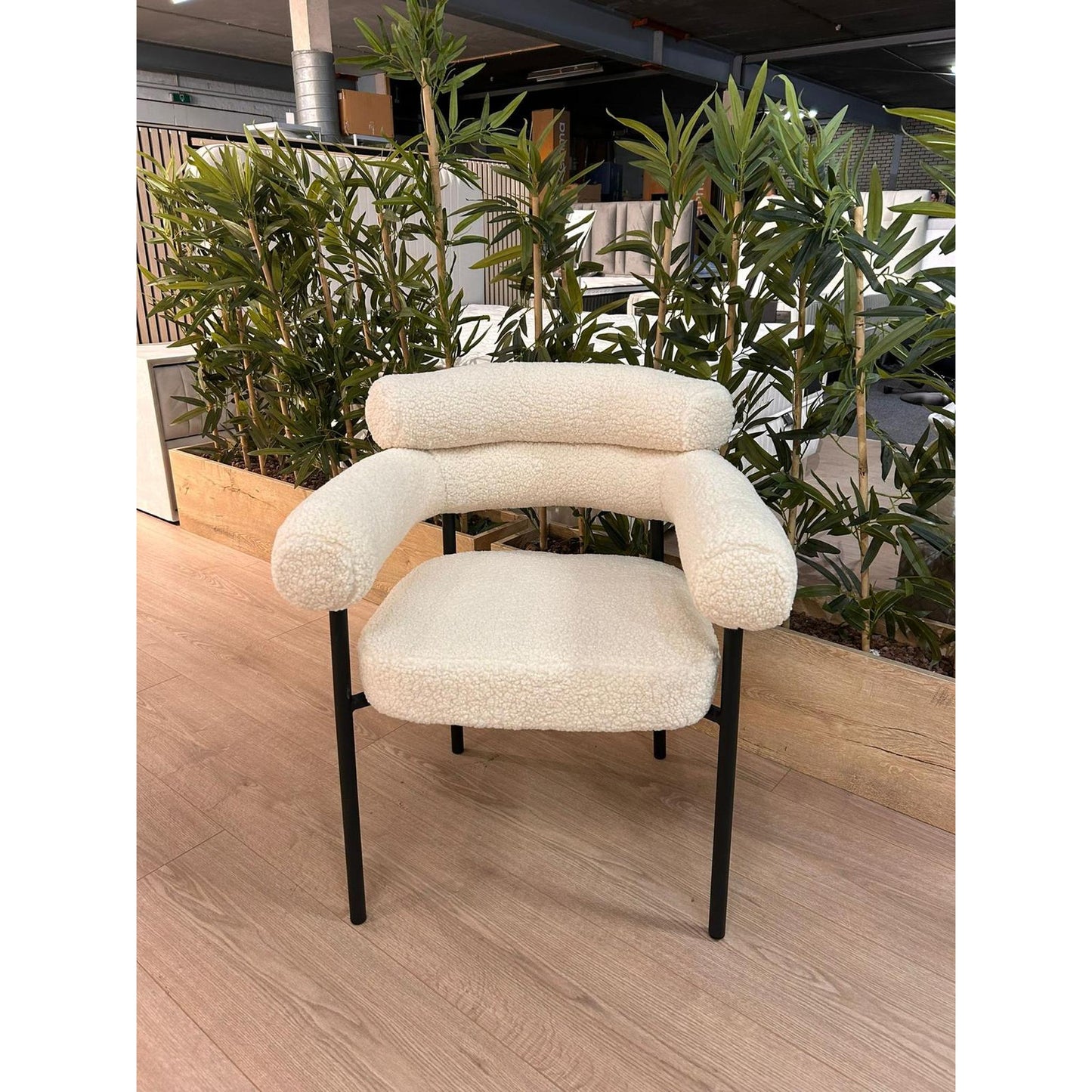 Eettafel Stoel "White Teddy"| Op=Op | Goedkoop!