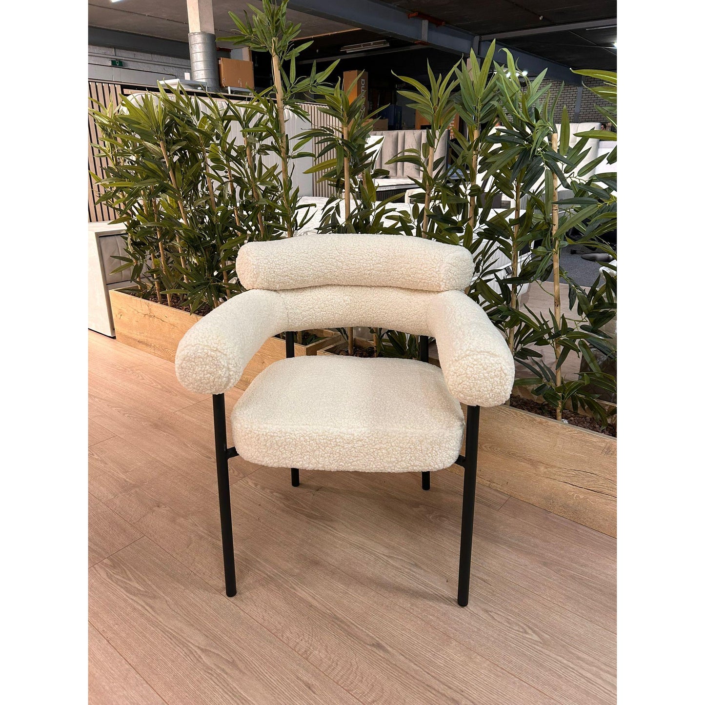 Eettafel Stoel "White Teddy"| Op=Op | Goedkoop!